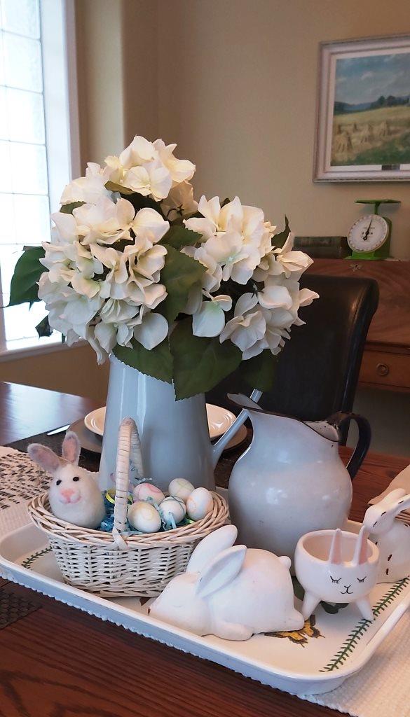 Happy Easter Bunny - Table top display - visit from the easter bunny
