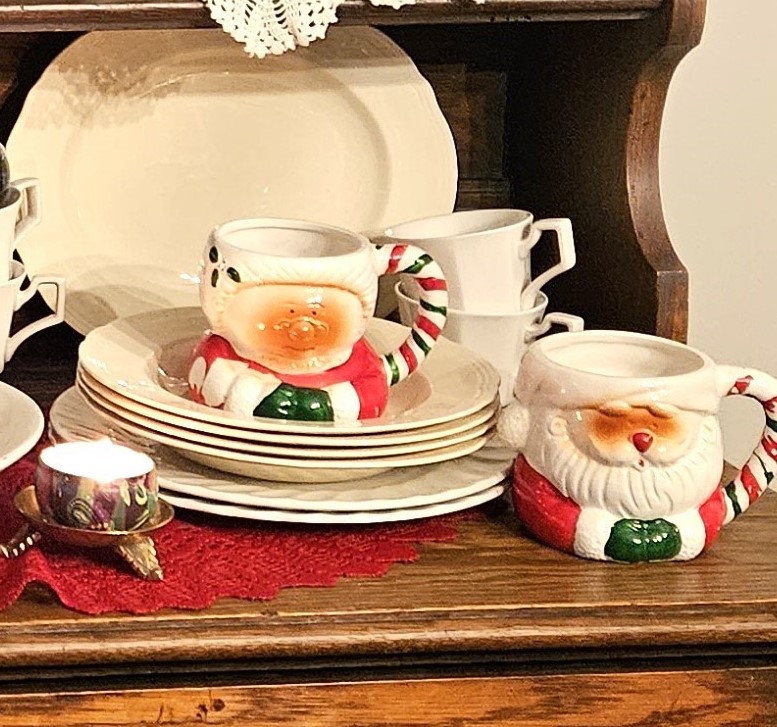 Christmas Goodwill Finds
Merry Christmas Thrift Haul
Vintage Christmas Decorations
Vintage Christmas Goodwill Finds
